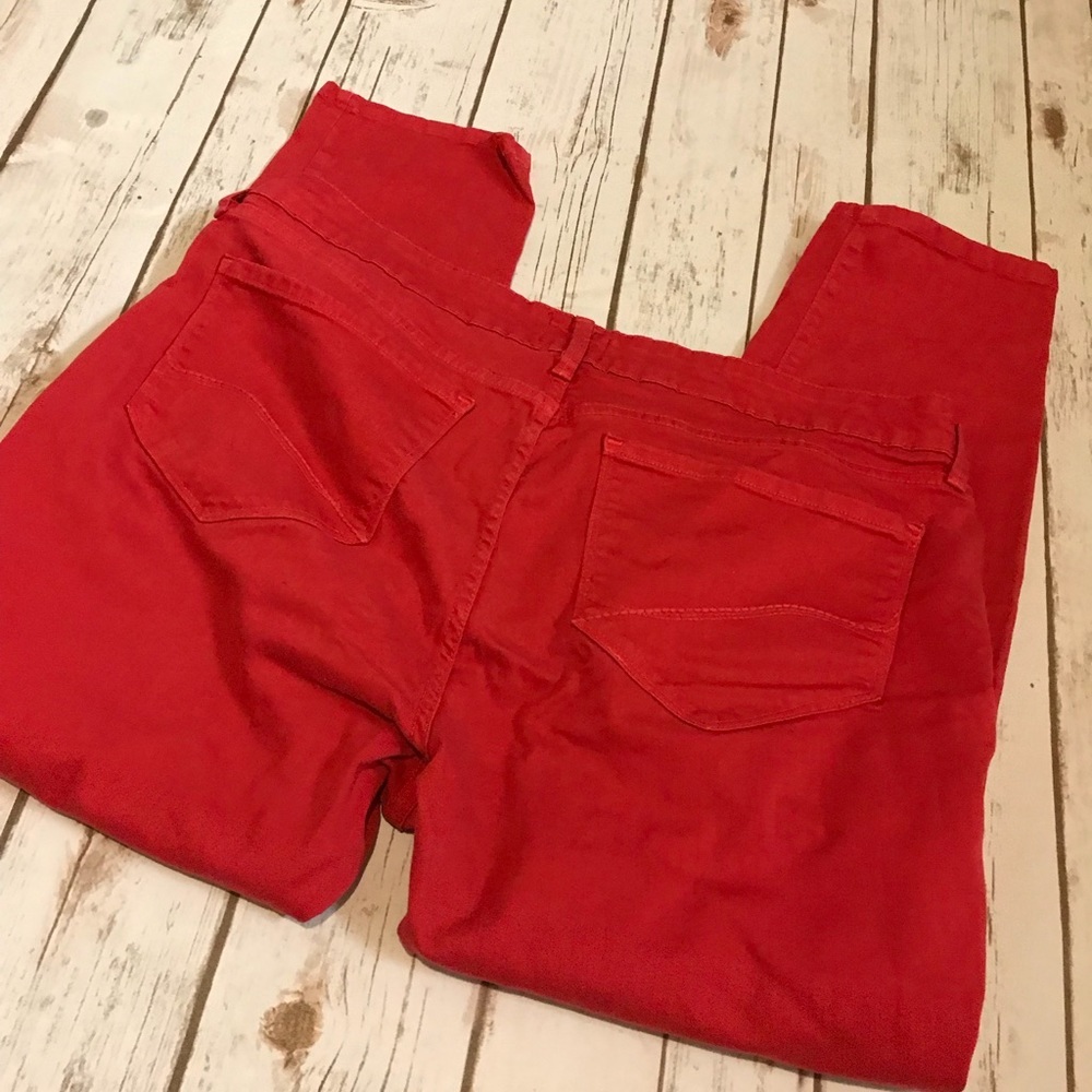 Petite Red Jeans - Picture 5 of 7